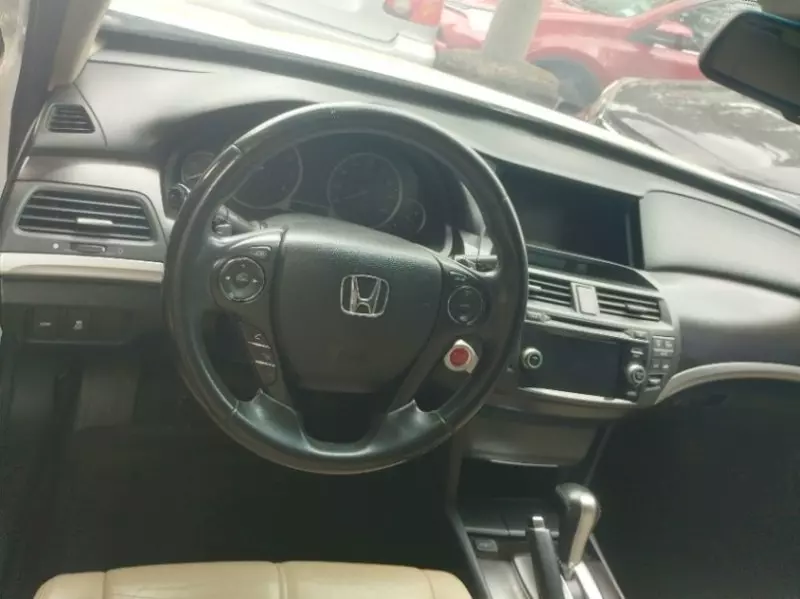 Honda Crosstour   - 2013