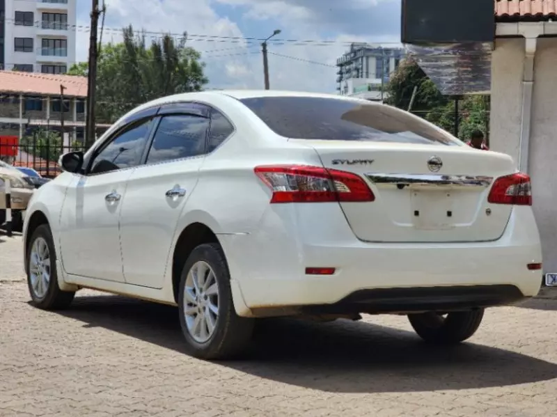 Nissan Sylphy   - 2017