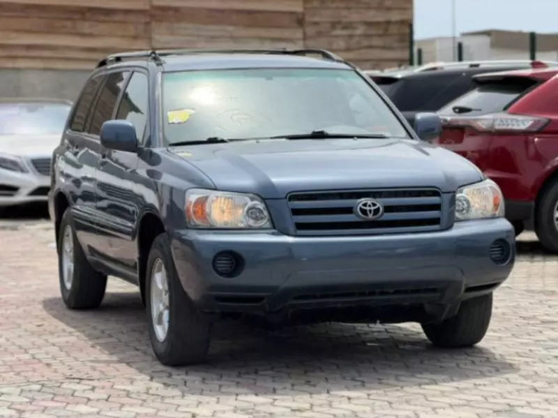 Toyota Highlander   - 2005