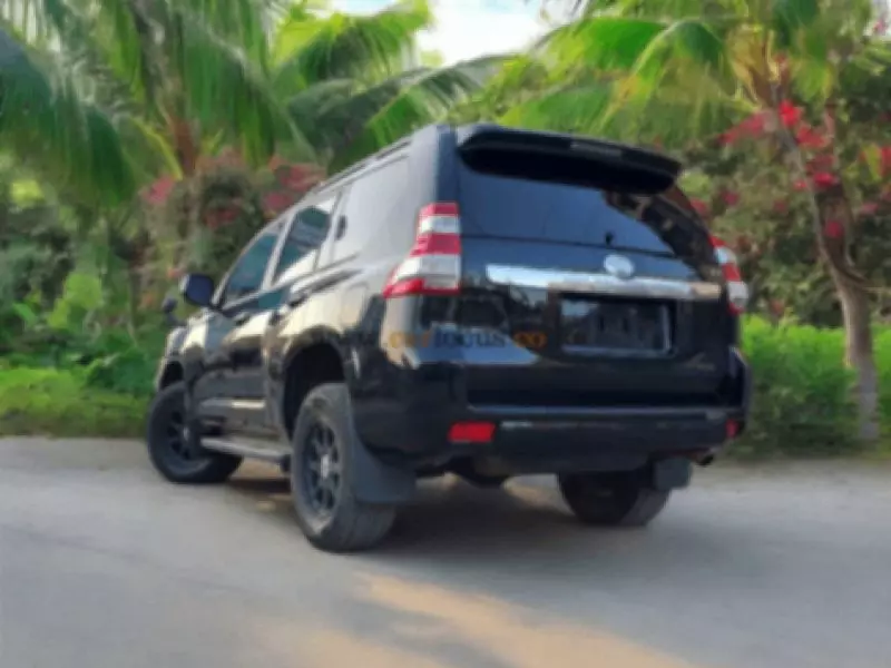 Toyota Landcruiser Prado   - 2016