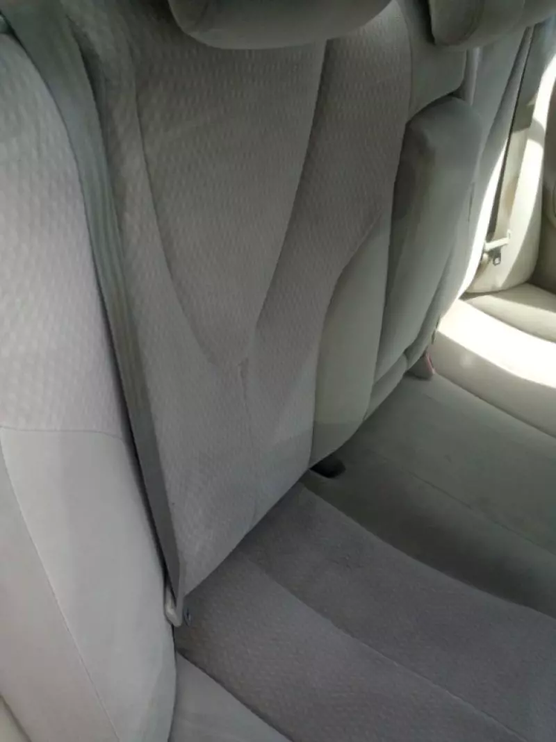Toyota Camry   - 2010