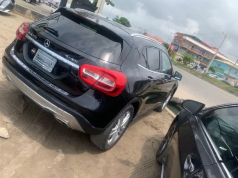 Mercedes-Benz GLA 250   - 2017
