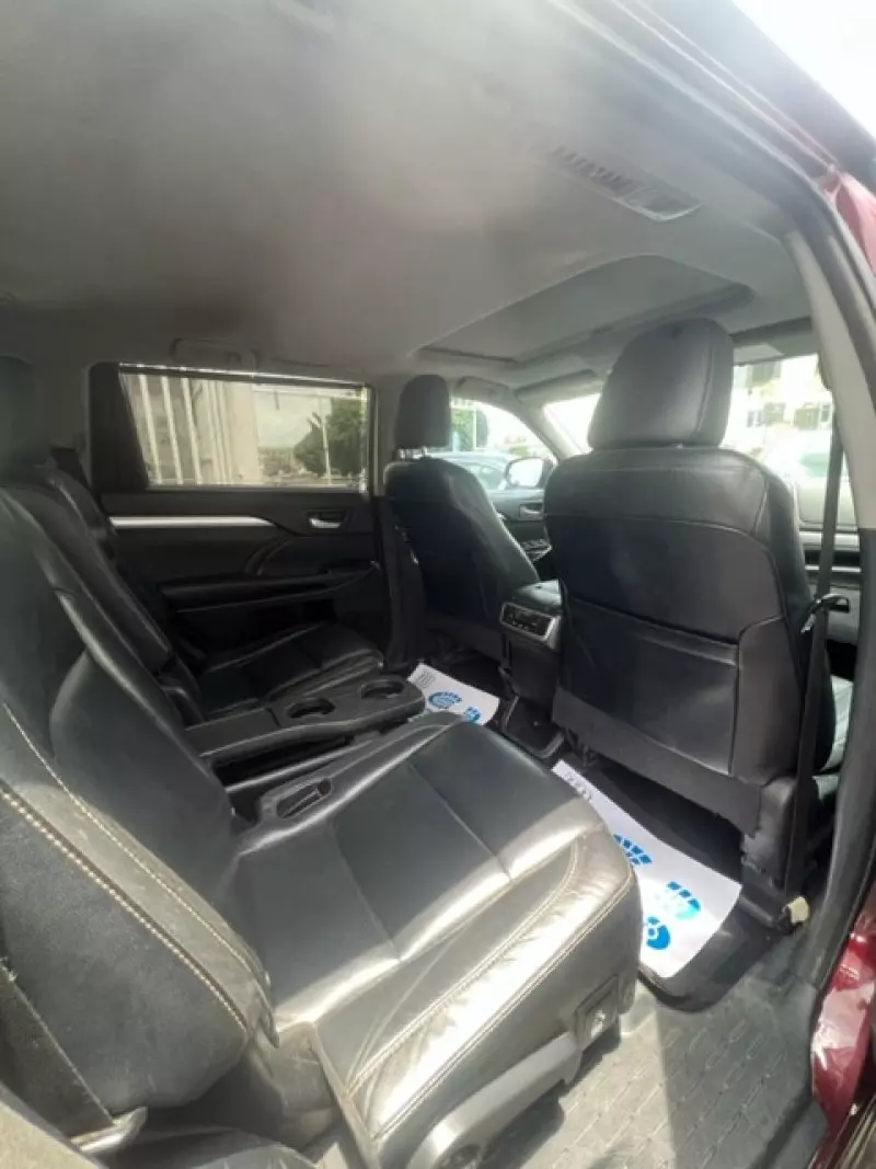Toyota Highlander   - 2015