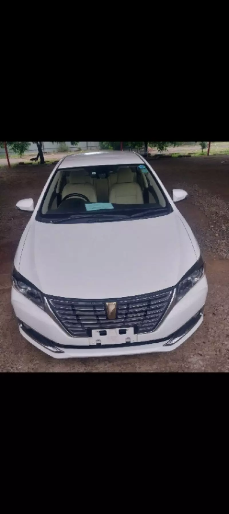 Toyota Premio    - 2016