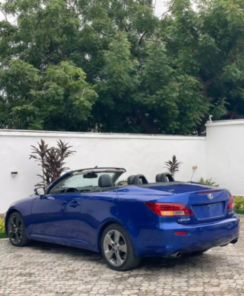 Lexus IS 350   - 2010