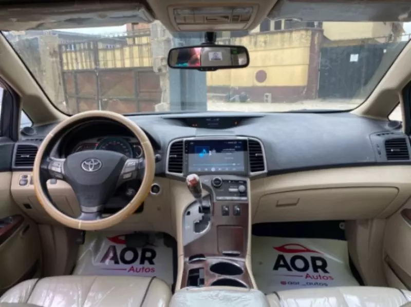 Toyota Venza   - 2010