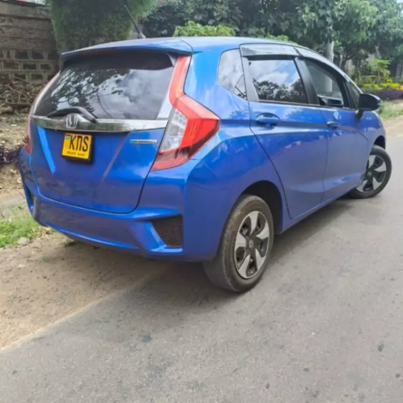 Honda Fit   - 2017