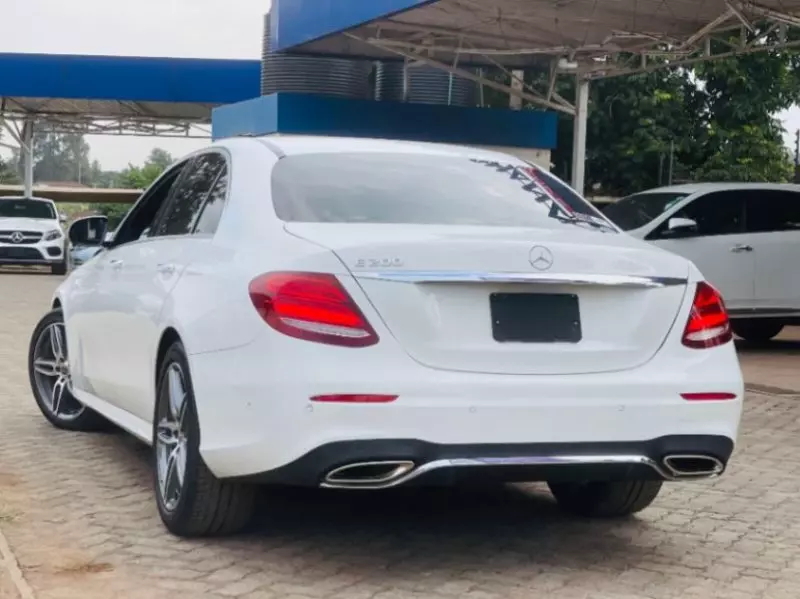 Mercedes-Benz E 200   - 2018