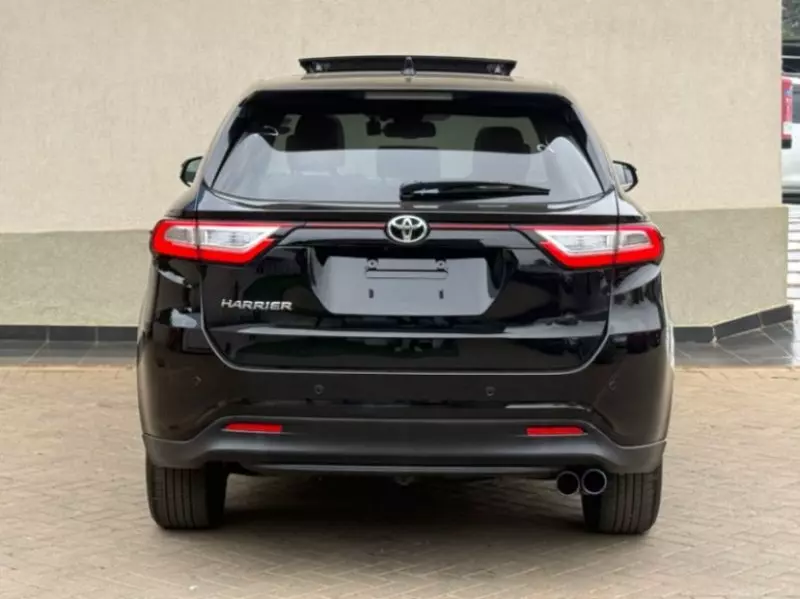Toyota Harrier   - 2018