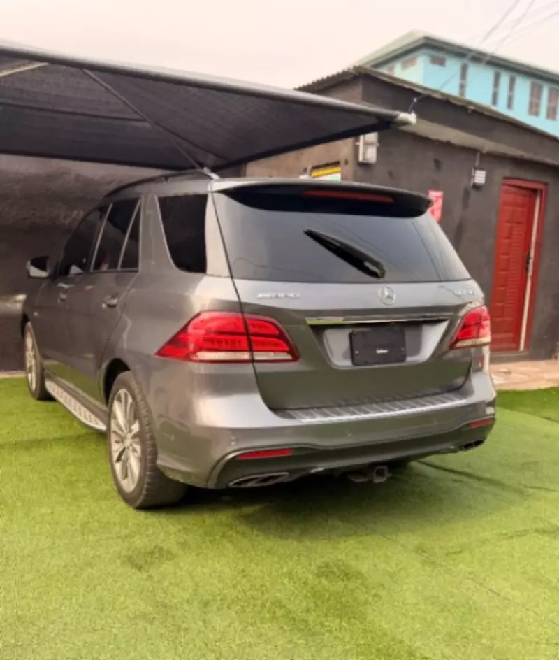 Mercedes-Benz GLE 43 AMG   - 2017