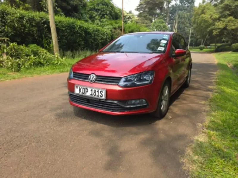 Volkswagen Polo   - 2012