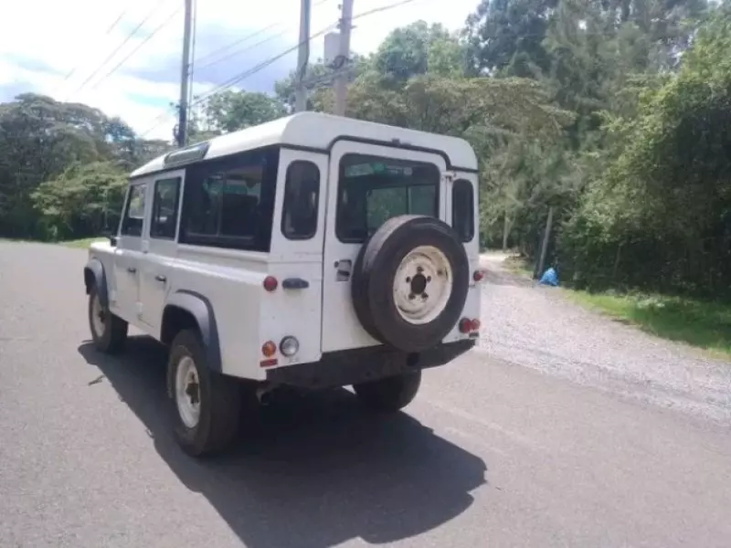 Land Rover Defender - 2009