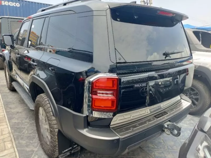 Toyota Landcruiser Prado   - 2025