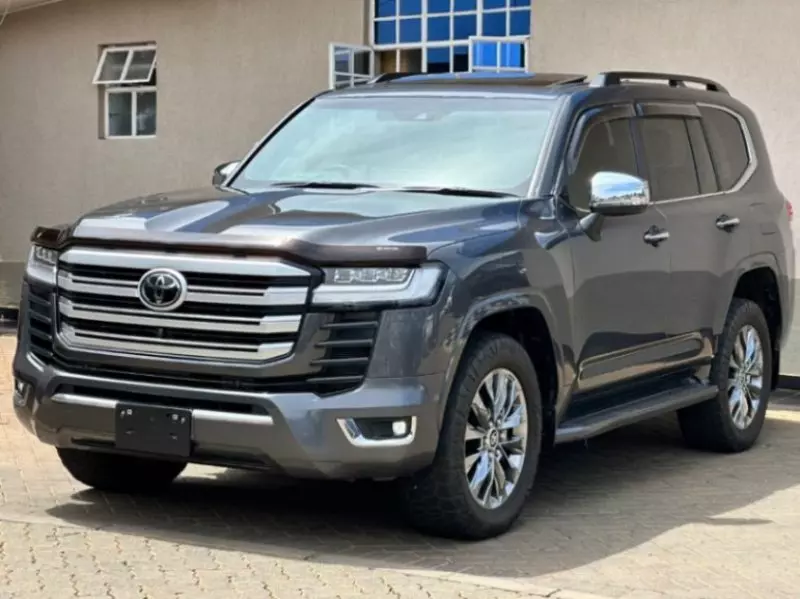 Toyota LAND CRUISER 300 LC300