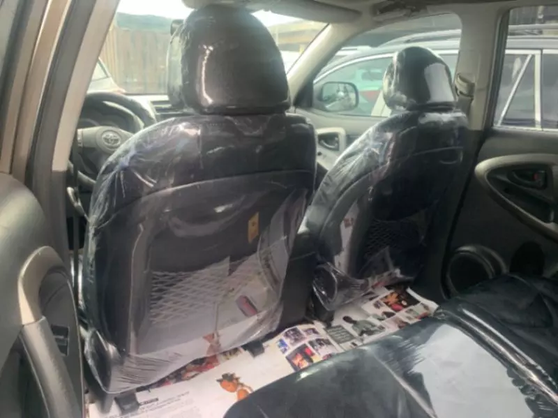 Toyota RAV 4   - 2011