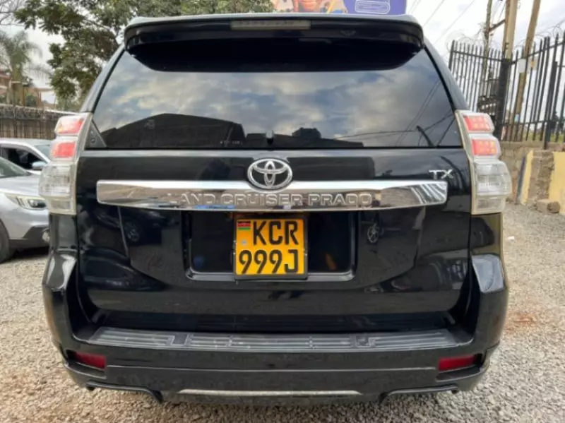 Toyota Landcruiser Prado   - 2011