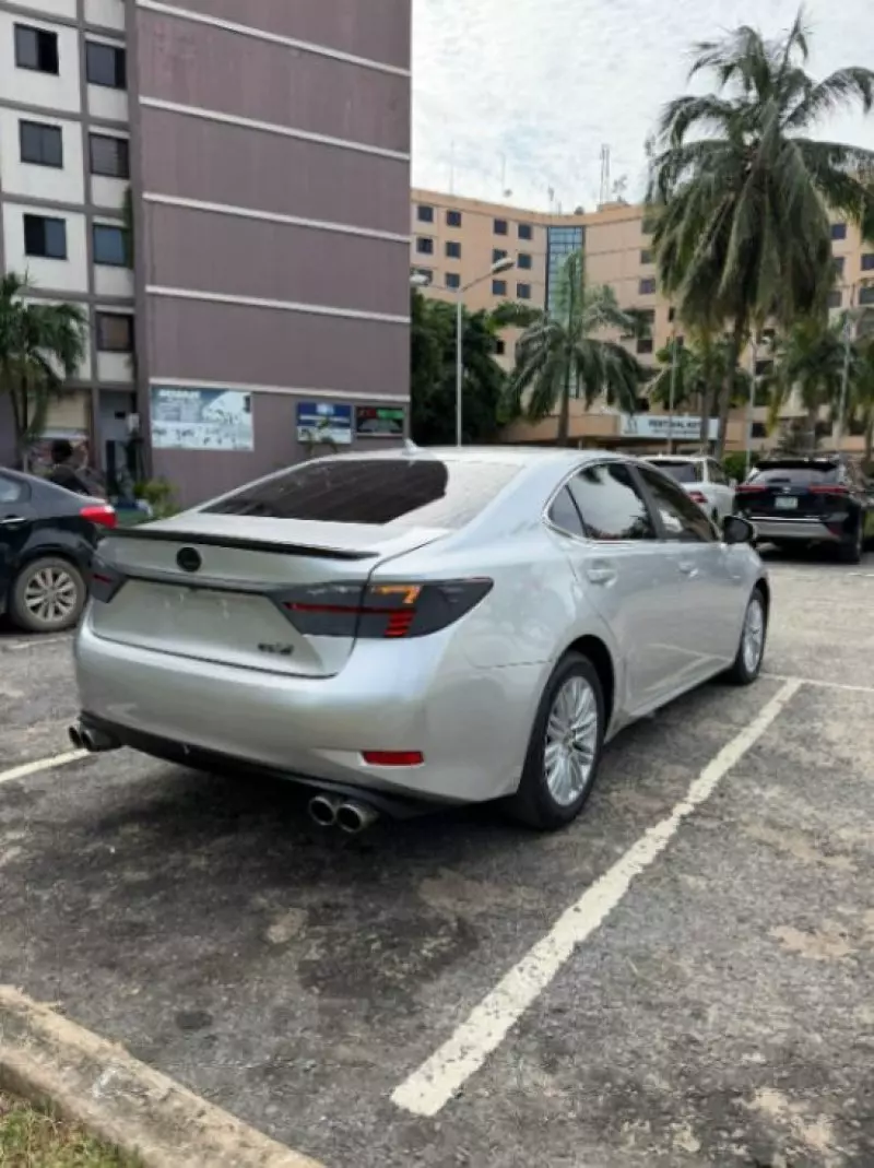 Lexus ES 350   - 2013