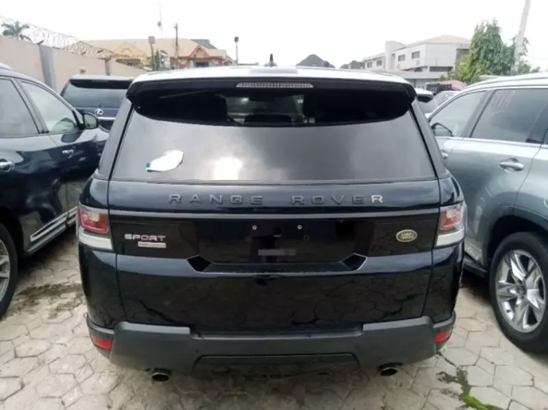 Land Rover Range Rover Sport   - 2015