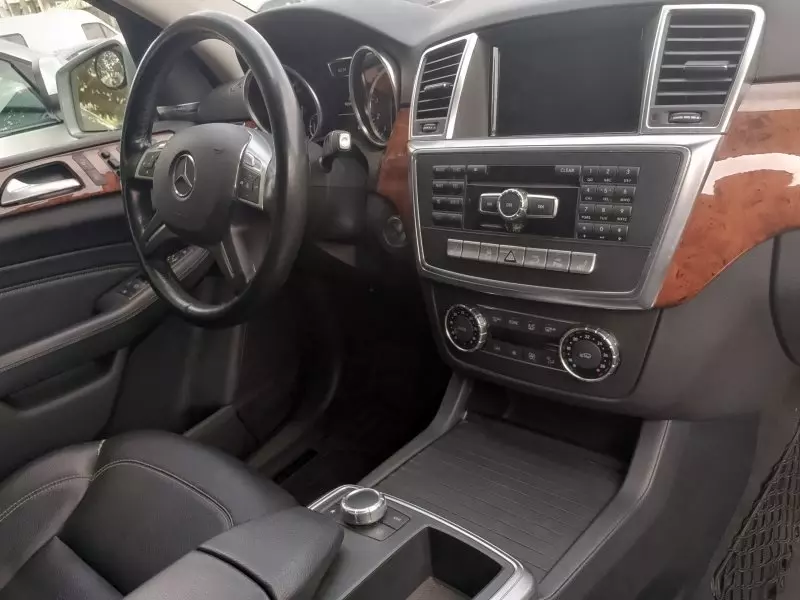 Mercedes-Benz ML 350   - 2012