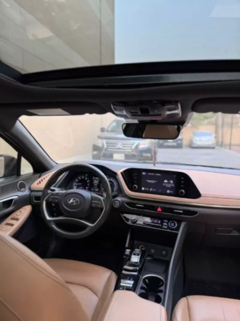 Hyundai Sonata   - 2020