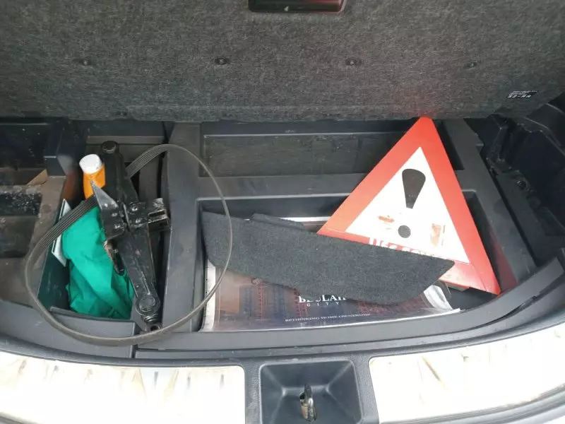 Toyota Harrier   - 2014