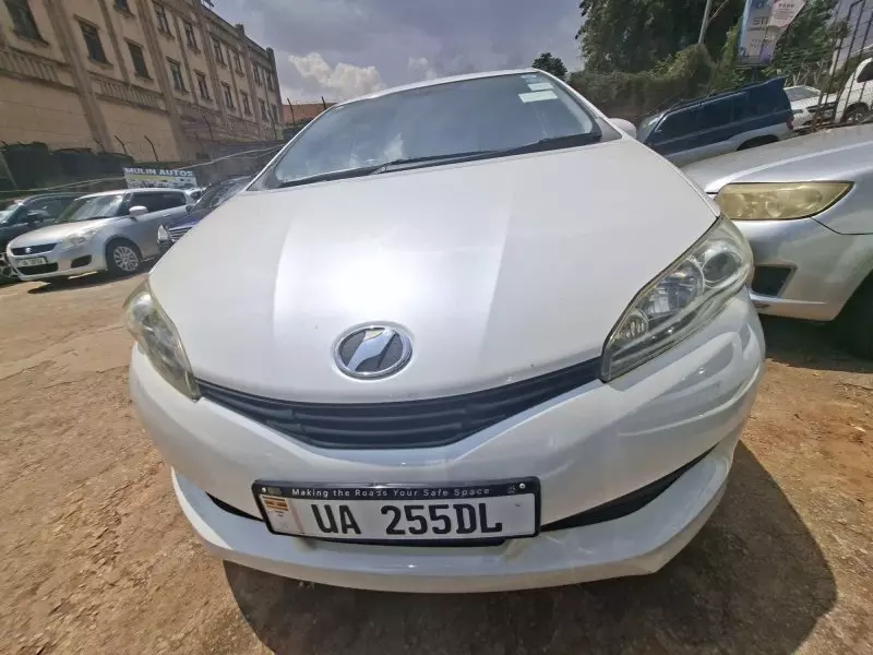 Toyota Wish   - 2012