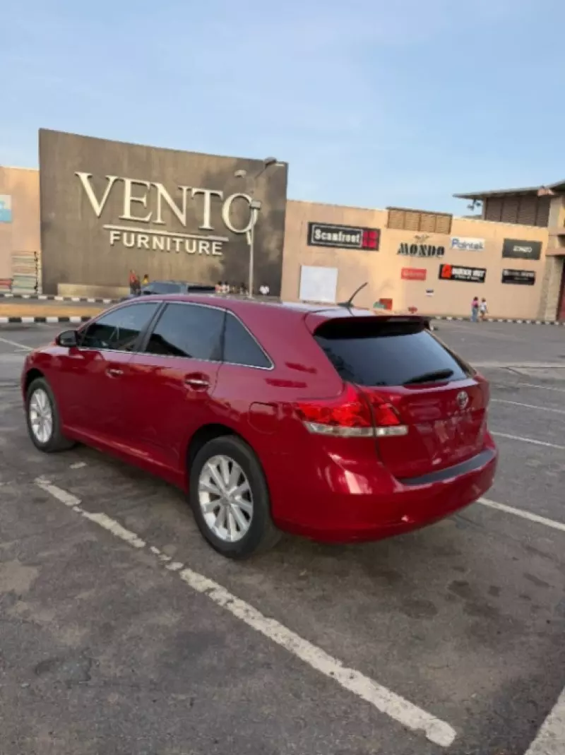 Toyota Venza - 2011