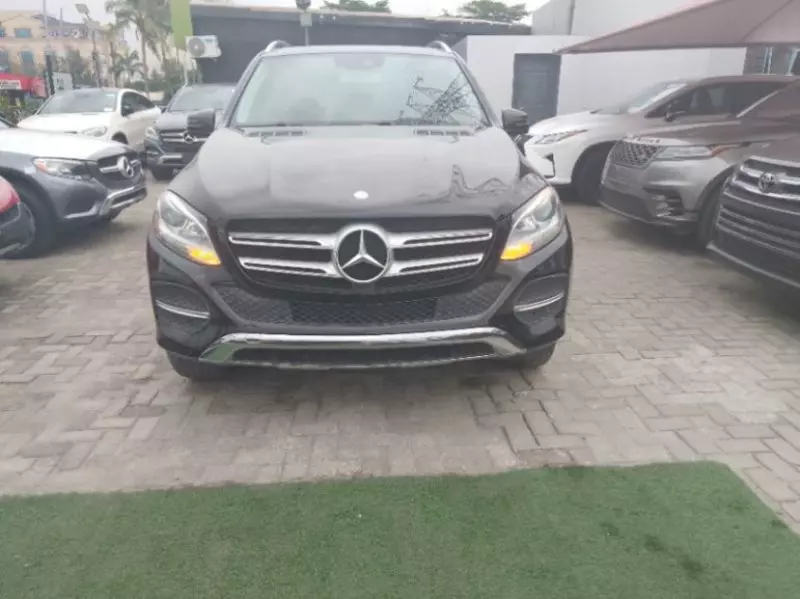 Mercedes-Benz GLE 350   - 2016
