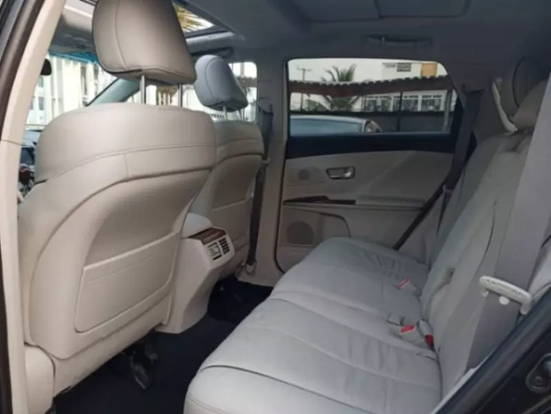 Toyota Venza   - 2010