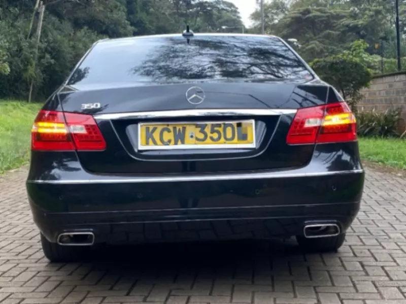 Mercedes-Benz E 250   - 2012