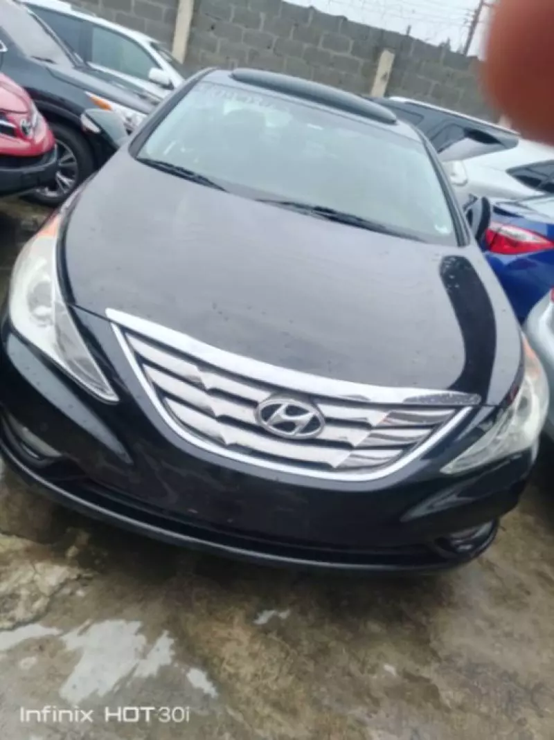 Hyundai Sonata   - 2015