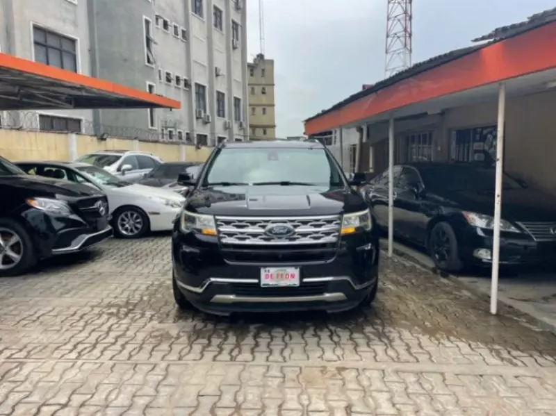 Ford Explorer XLT 3.5L   - 2018