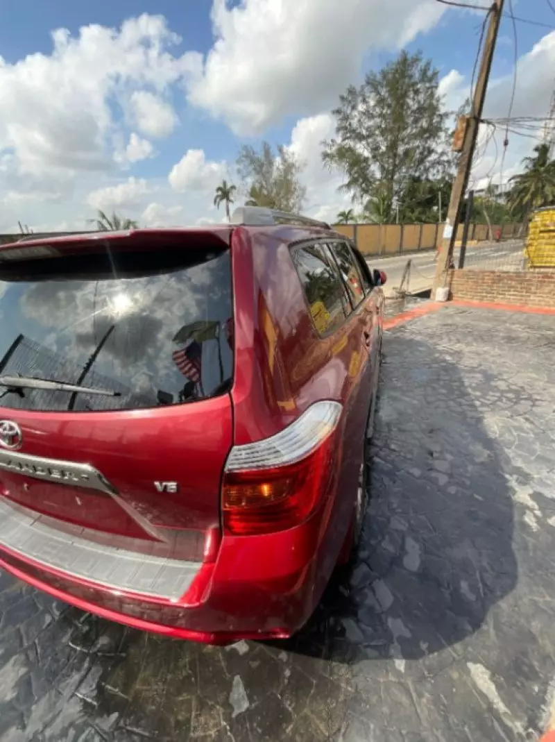 Toyota Highlander   - 2008