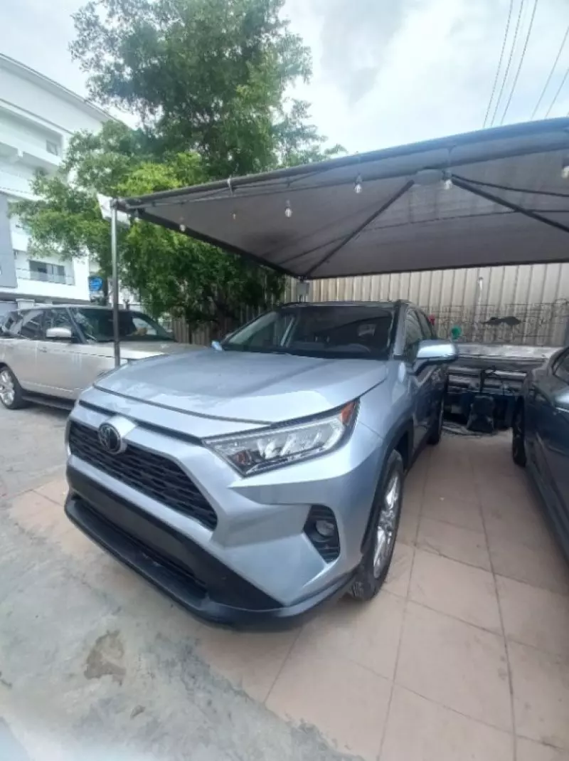Toyota Rav4   - 2020