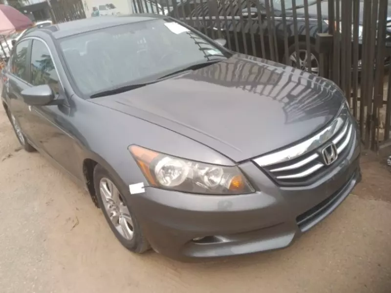 Honda Accord   - 2012