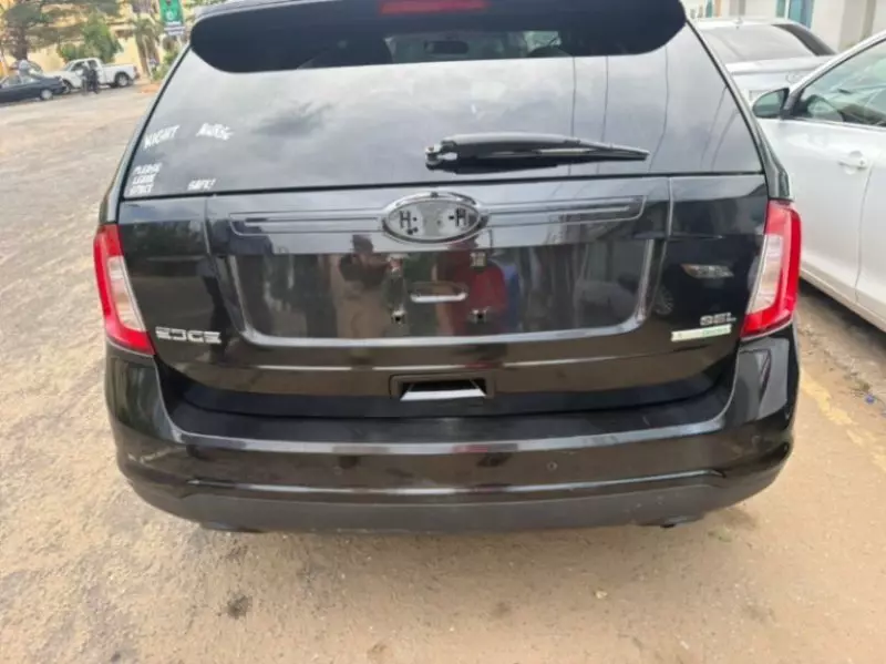 Ford Edge   - 2013