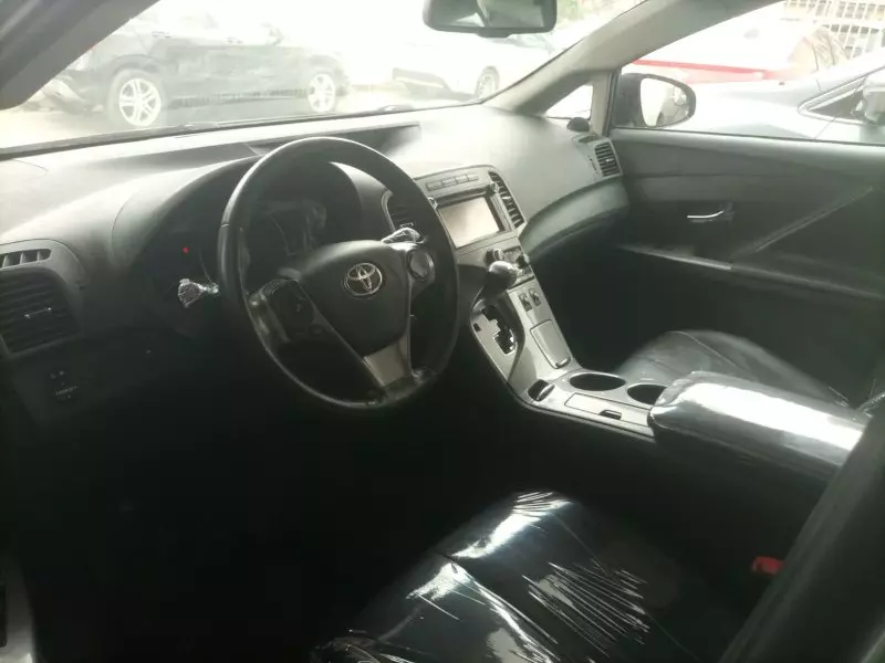 Toyota Venza   - 2013