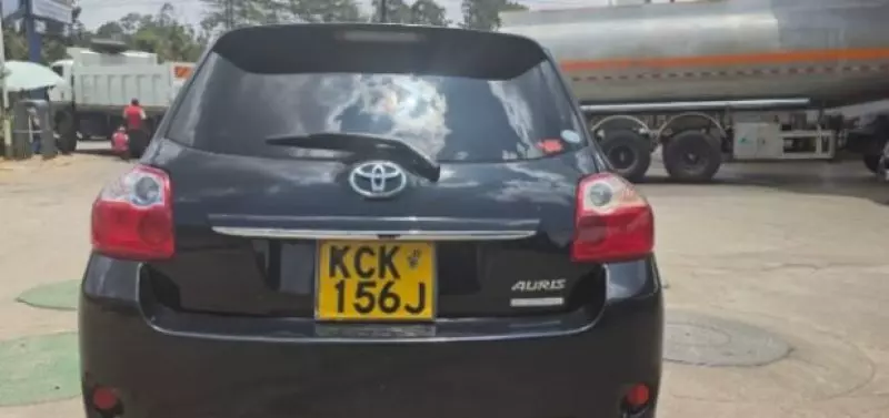 Toyota Auris   - 2010
