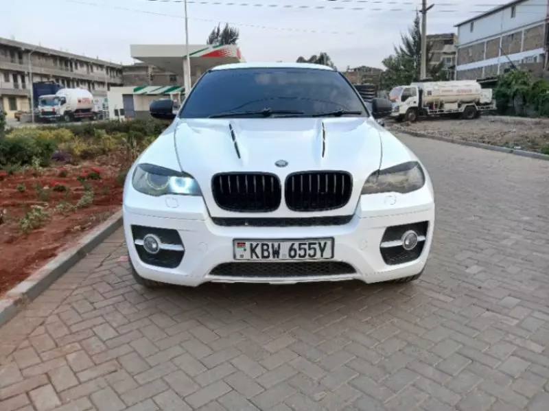 BMW X6   - 2011