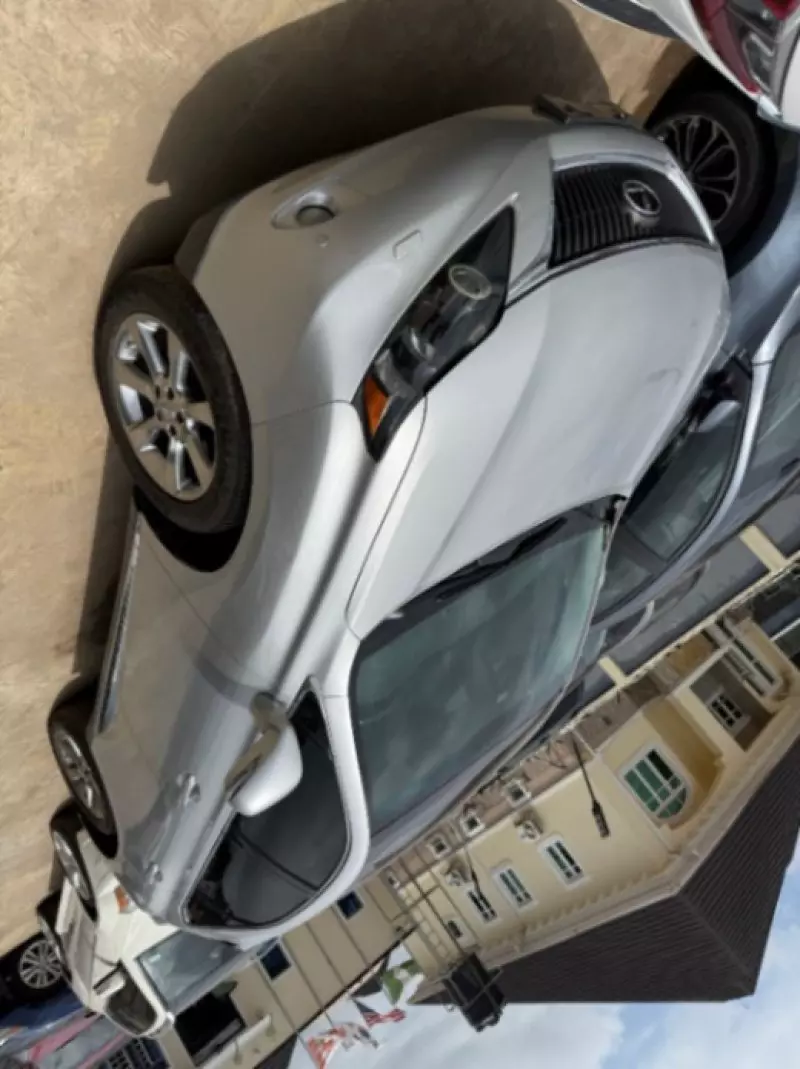 Lexus RX 350   - 2010