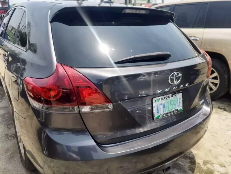 Toyota Venza   - 2013