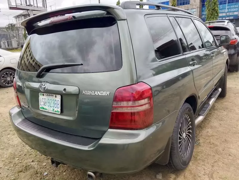 Toyota Highlander   - 2001