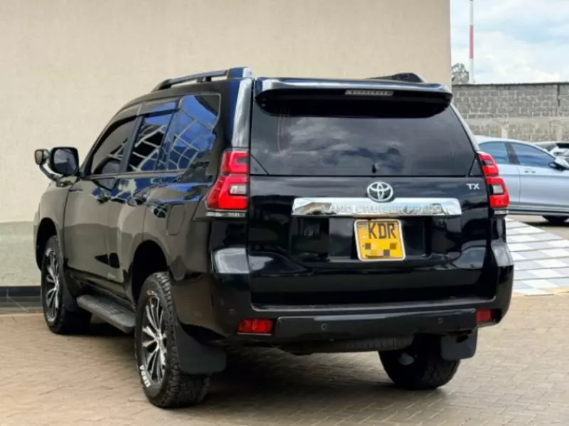 Toyota Landcruiser prado TX   - 2017