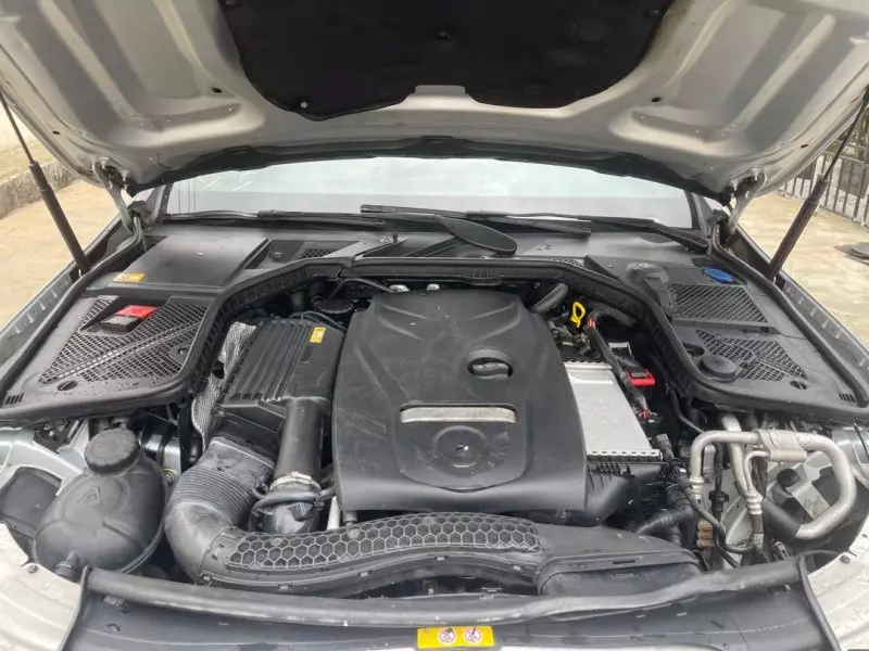 Mercedes-Benz C 300 - 2015