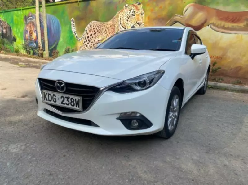 Mazda Axela    - 2015