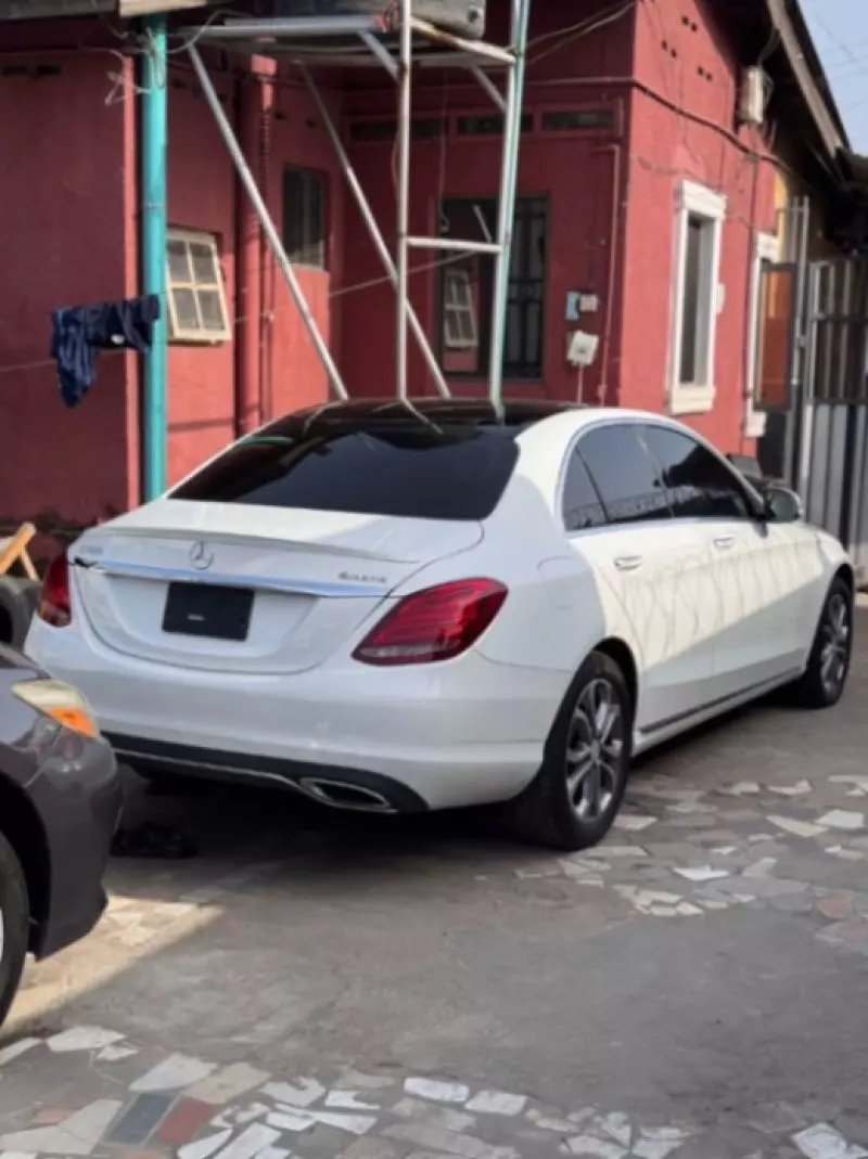 Mercedes-Benz C 300   - 2016