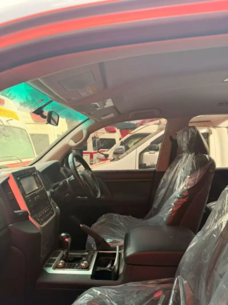 Toyota Landcruiser Vx V8    - 2017