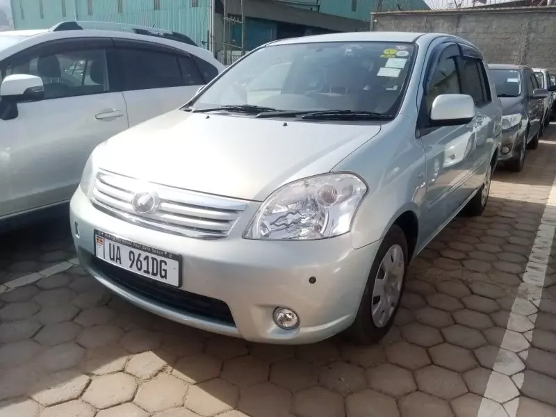 Toyota Raum