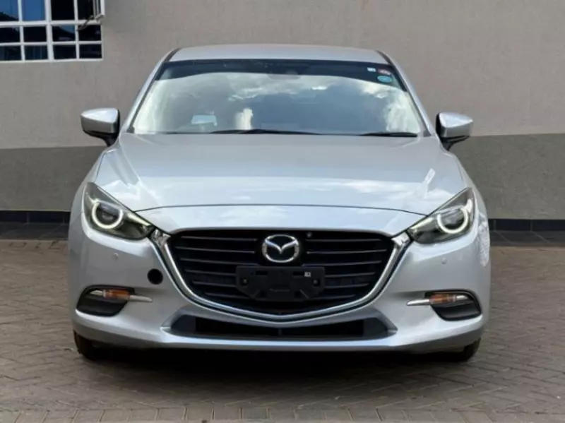 Mazda Axela    - 2018