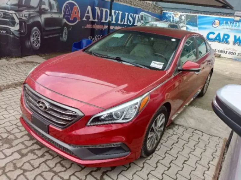 Hyundai Sonata   - 2016